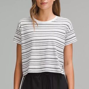 lululemon athletica black & white crop tee